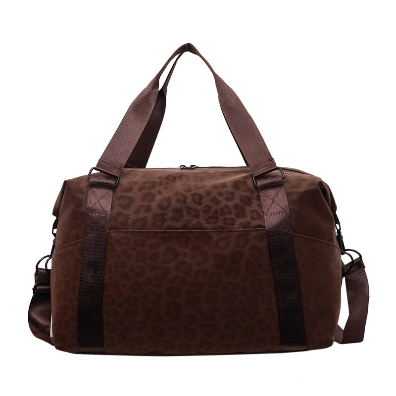Sporty Tote Bag With Structured Material Bowlift