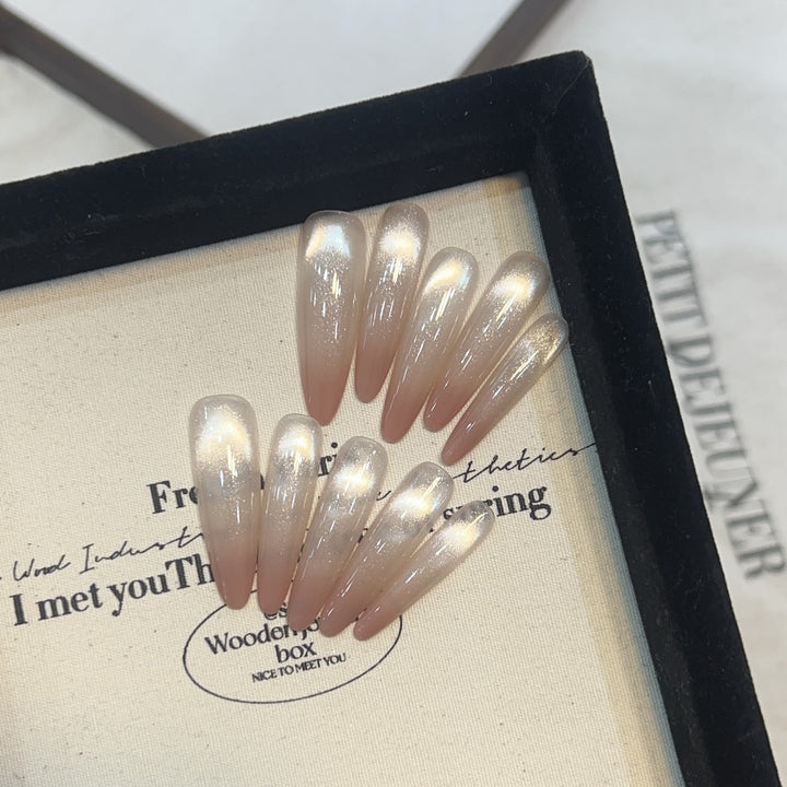 Stiletto Press-On Nail Set with Glitter Finish Bowlift