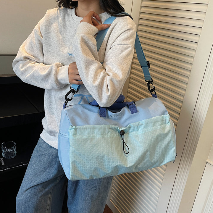 Practical Sports and Travel Bag Bowlift