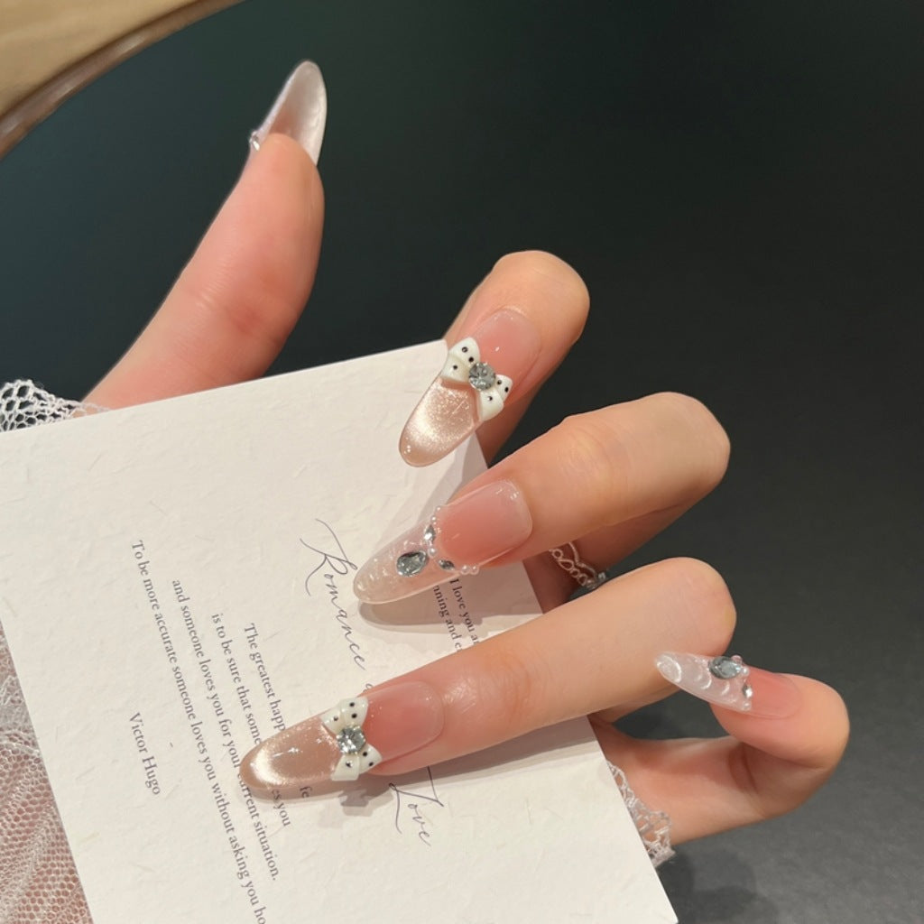 Elegant Nail Art Design Bowlift