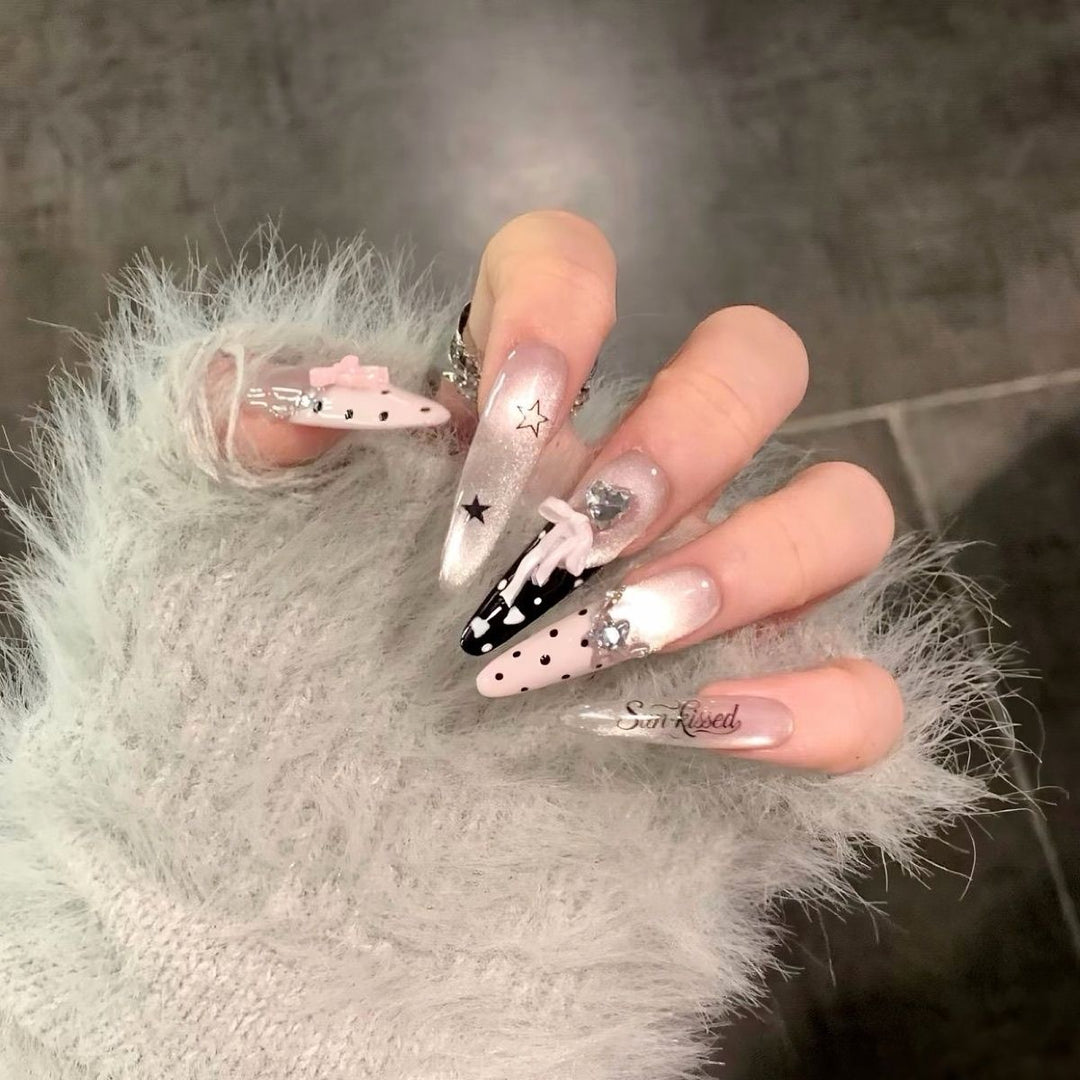 Glamorous Decorative Press-On Nail Art Bowlift