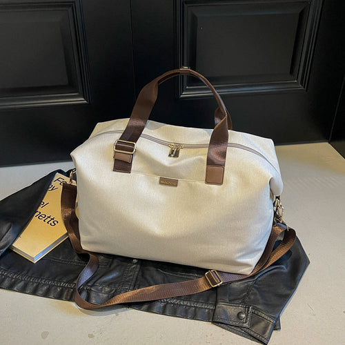 Spacious Weekender Duffle Bag Bowlift