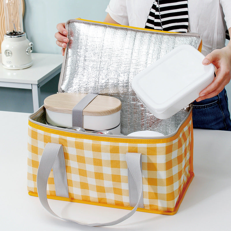 Women cooler bag with insulating interior and practical carrying handle Bowlift