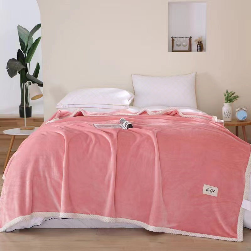 Unisex cuddle blanket with playful cloud design Bowlift