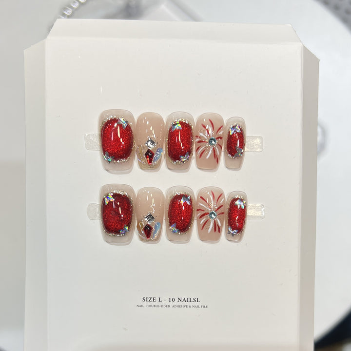 Premium Press-On Nail Art Set with Elegant Heart & Leaf Design Bowlift