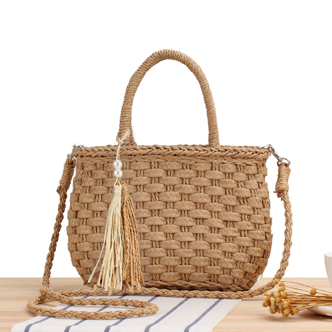 Handbag Made of Woven Natural Material with Fashionable Fringes Bowlift