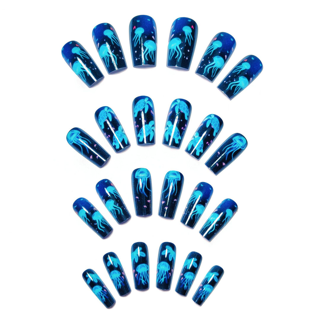 Artificial nails with luminous underwater motif Bowlift