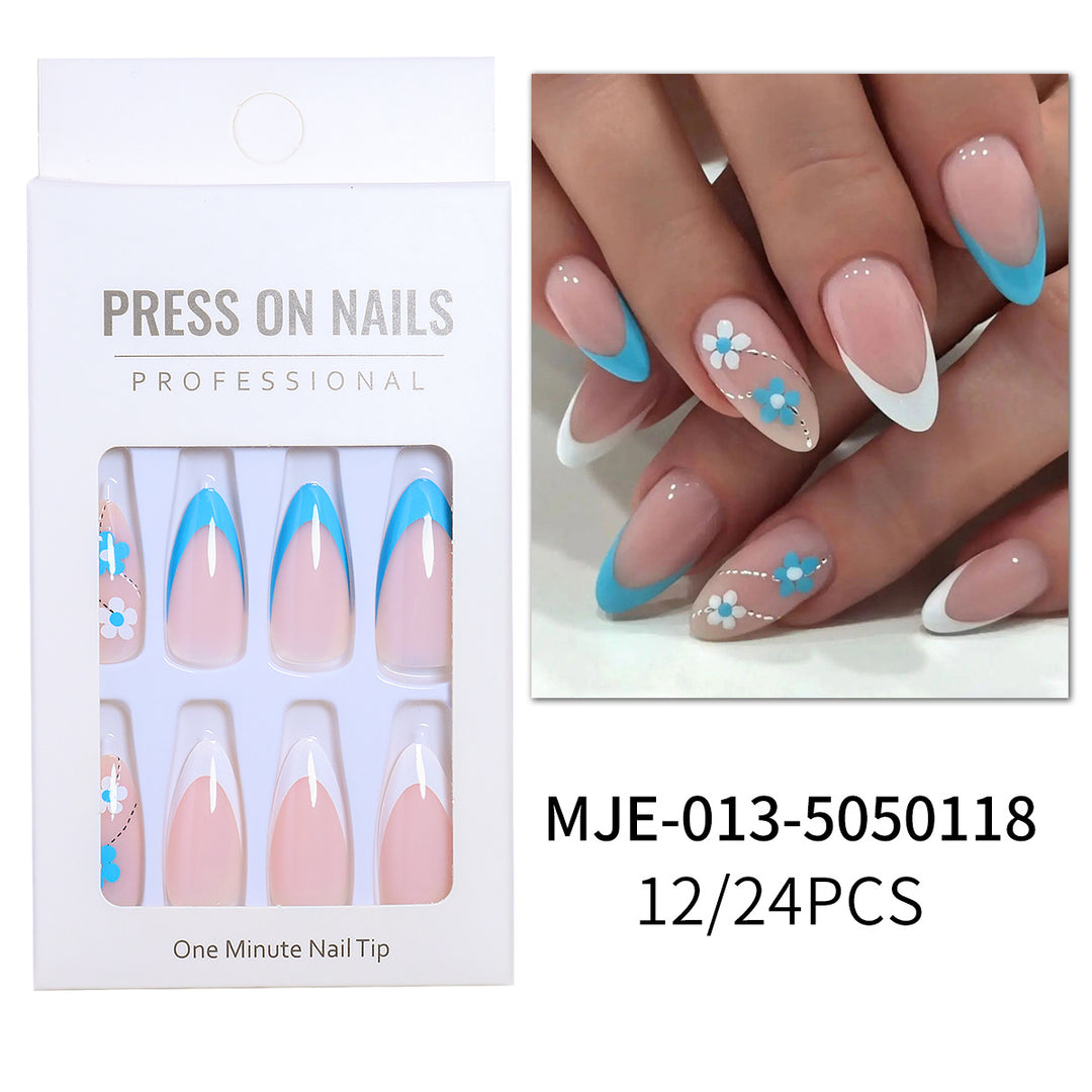 Artistic Heart-Accent Press-On Nail Set Bowlift