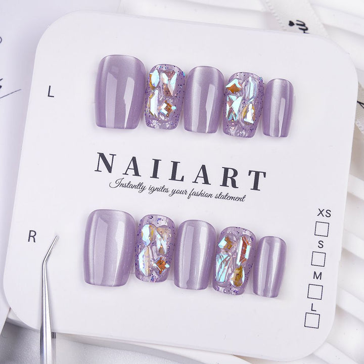Glamorous Artificial Nails Bowlift