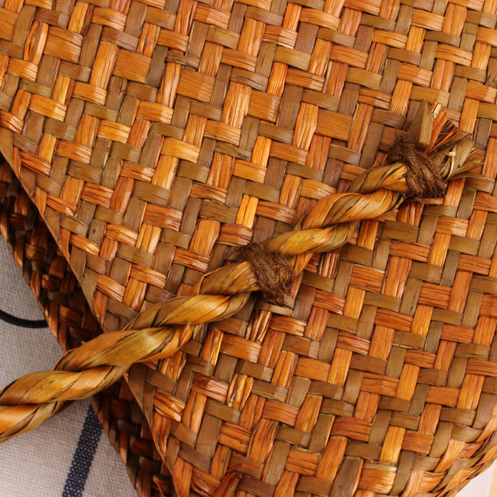 Hand-knotted tote bag made of natural wicker Bowlift
