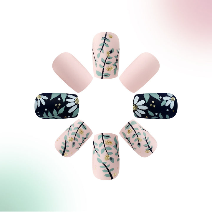 Artistic Floral Gel Nail Art Bowlift