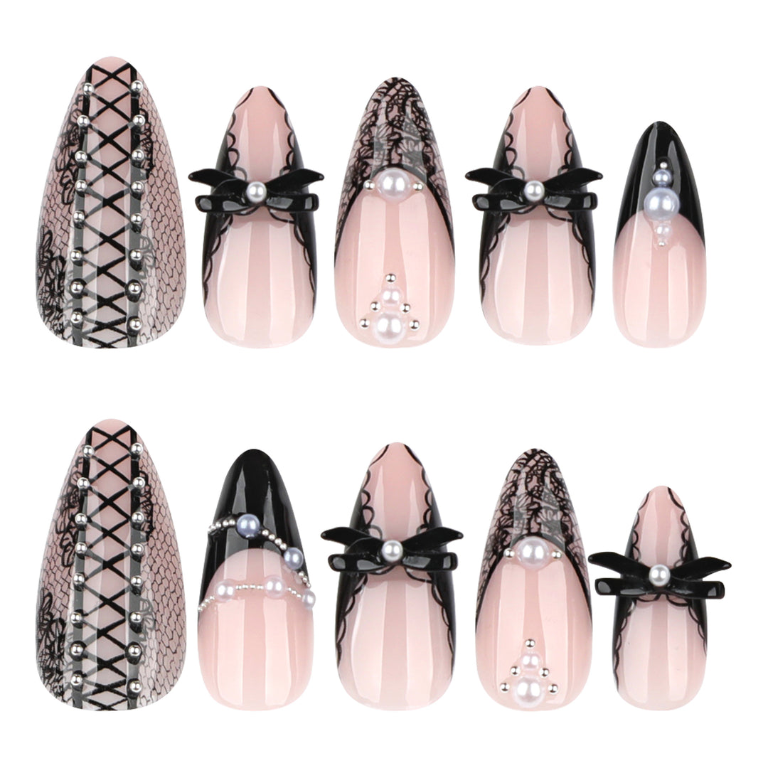 Artful stiletto nails with spike decoration Bowlift
