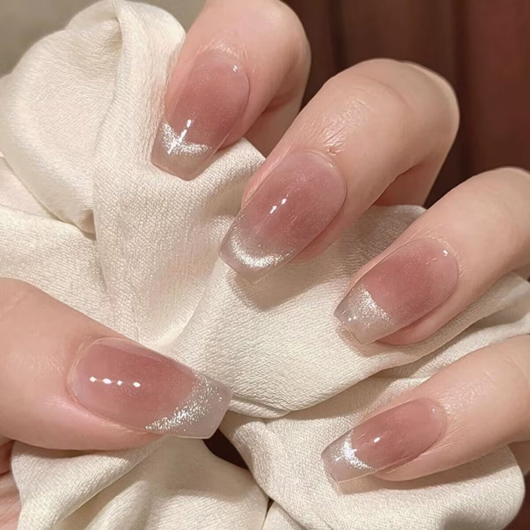Elegant French Tip Press-On Nail Art Bowlift