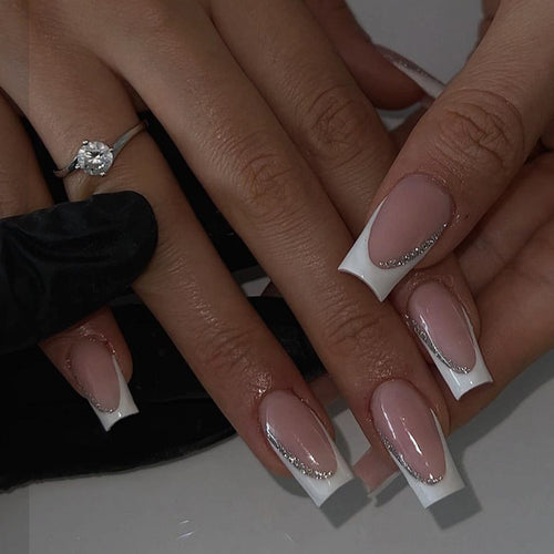 Artificial nail set with elegant design and glitter accents Bowlift