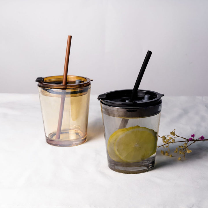 Women's reusable drinking cups with double filling system Bowlift