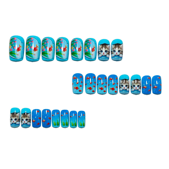 Nail art with playful cat and fish design Bowlift