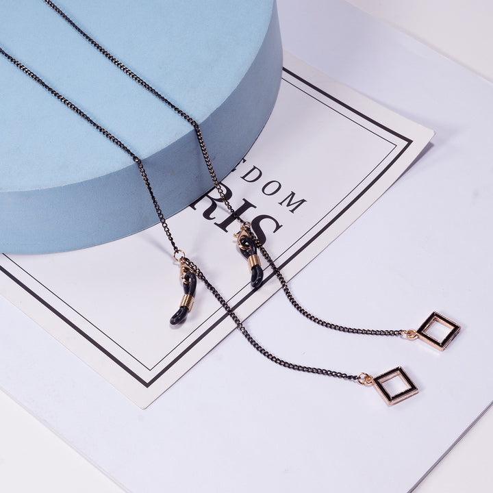 Elegant Eyewear Chain Holder Bowlift