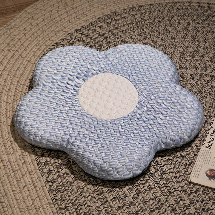 Flower cushion with breathable surface Bowlift