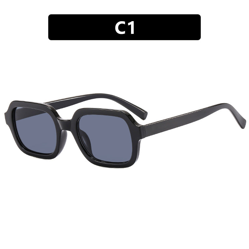 Women square sunglasses in elegant design Bowlift