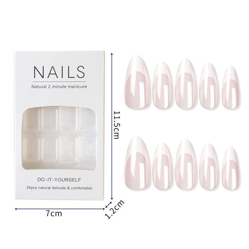 Artificial Nail Tips with Elegant French-Tip Design Bowlift