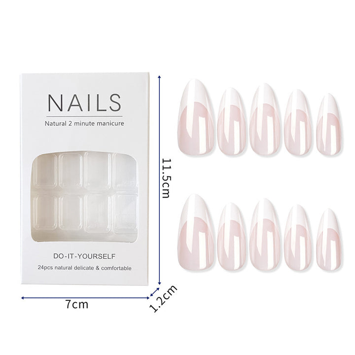 Artificial Nail Tips with Elegant French-Tip Design Bowlift