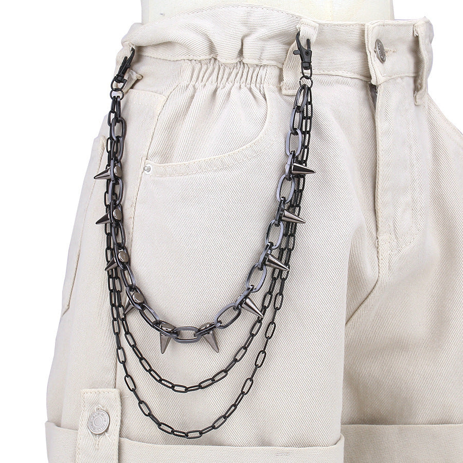 Fashionable chain belt with stud accents Bowlift