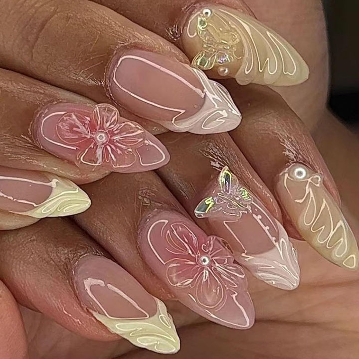 Elegant Floral Design Press-On Nails Bowlift