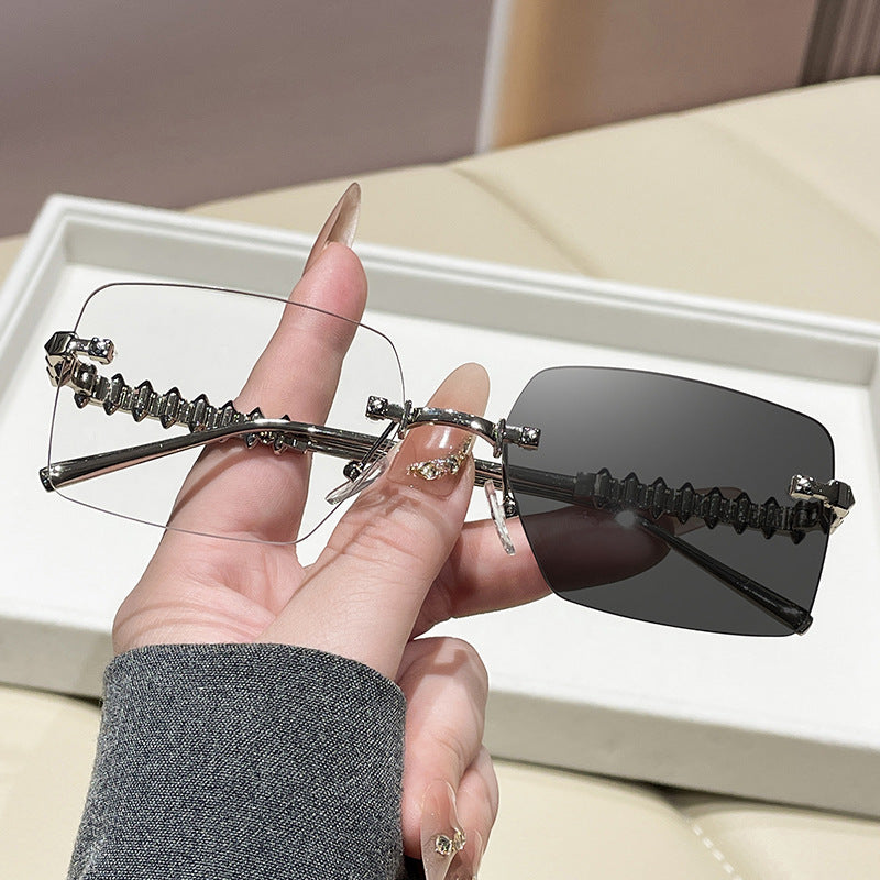 Women extravagant square glasses Bowlift