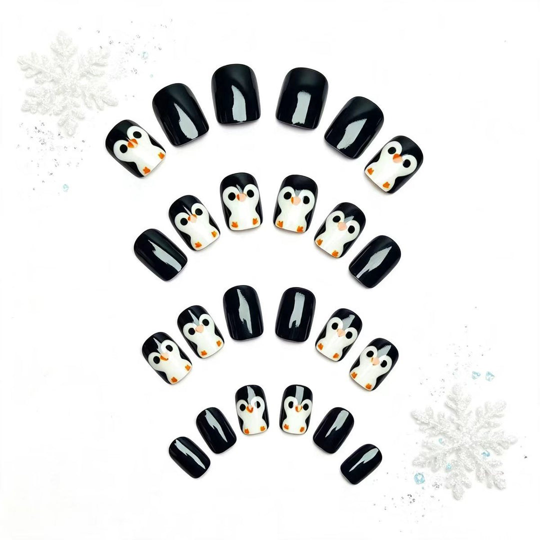 Playful Penguin-Themed Nail Art Bowlift