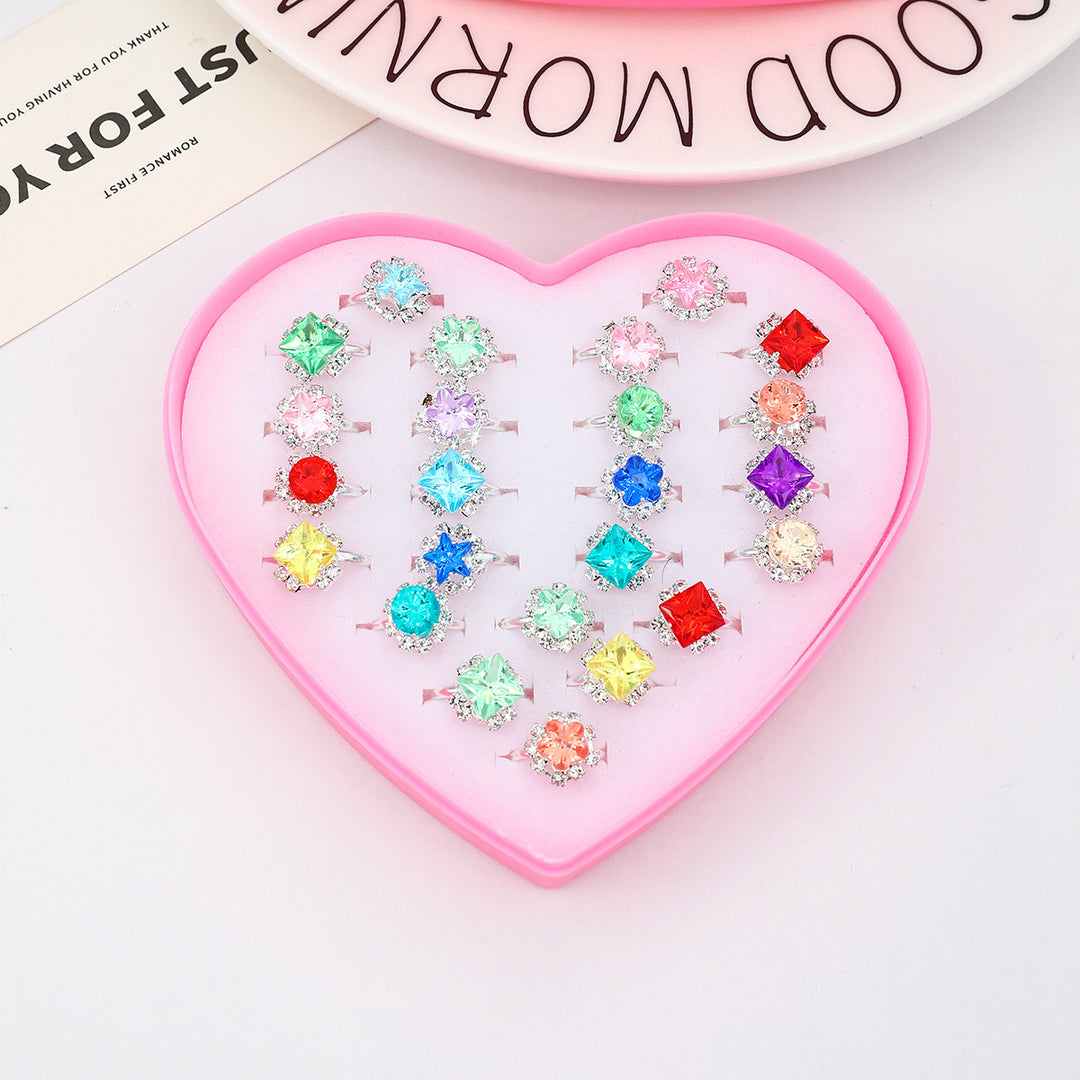 Elegant jewelry ring with sparkling gemstone Bowlift