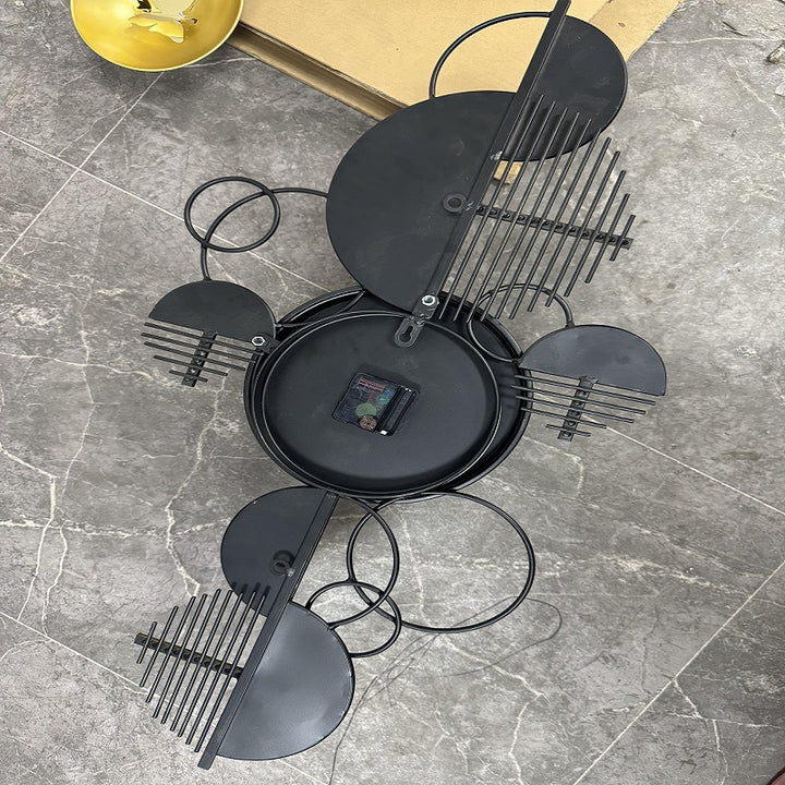 Modern Geometric Wall Clock Bowlift