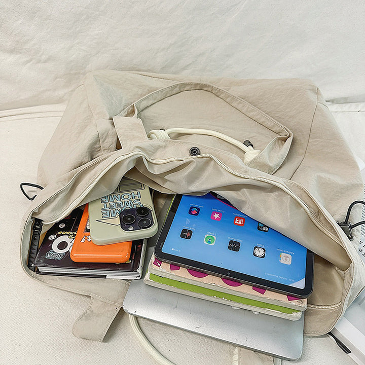 Practical leisure messenger bag with versatile storage options Bowlift