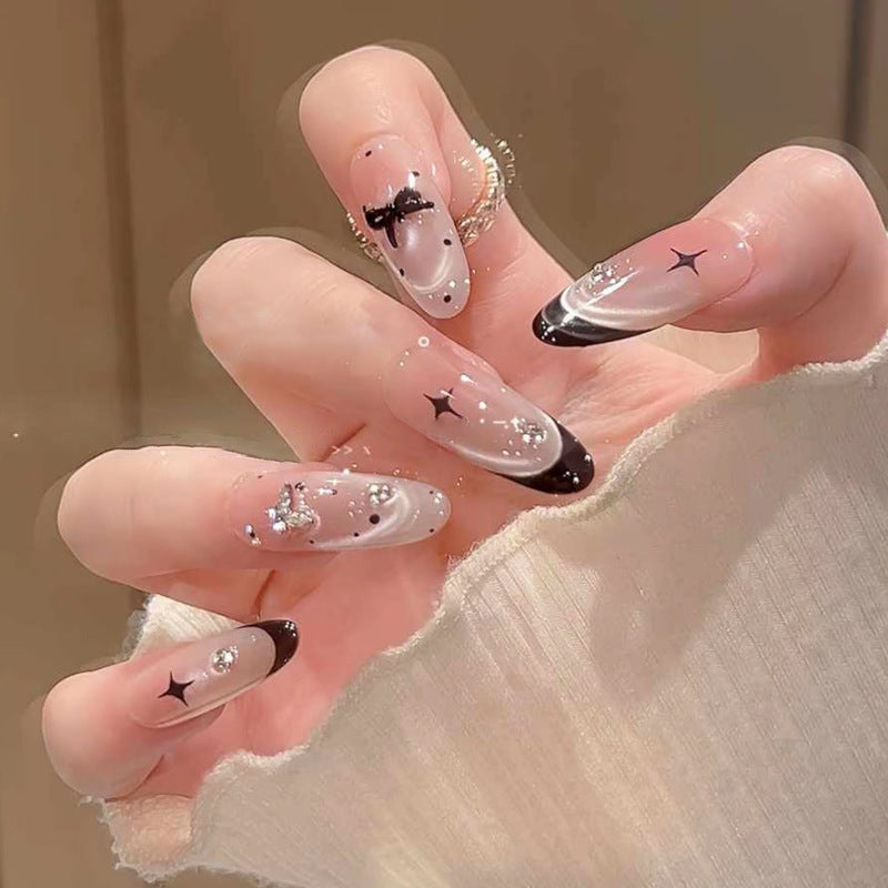 Glamorous artificial nail tips with 3D flower and crystal embellishments Bowlift