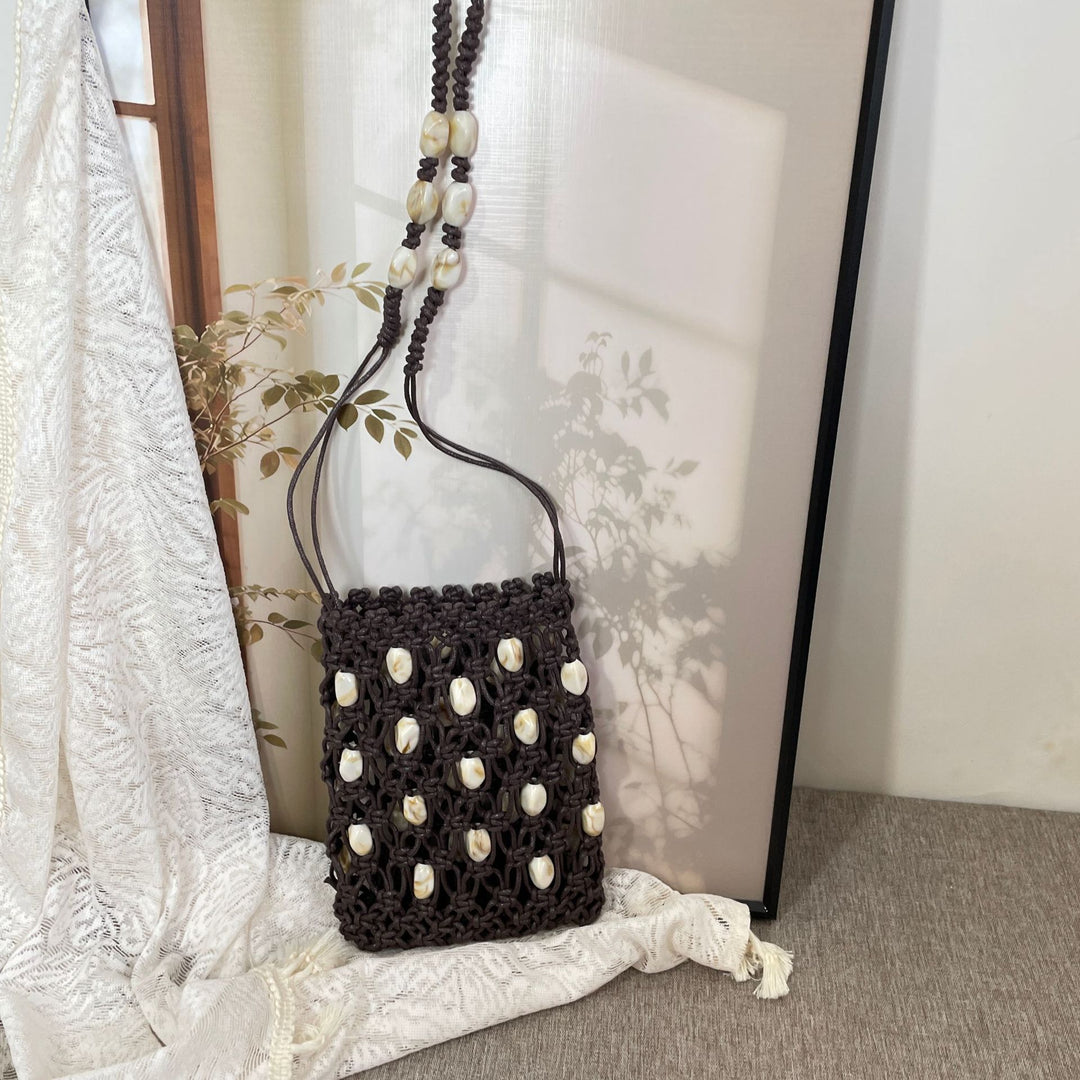 Hand-knotted shoulder bag with shells Bowlift
