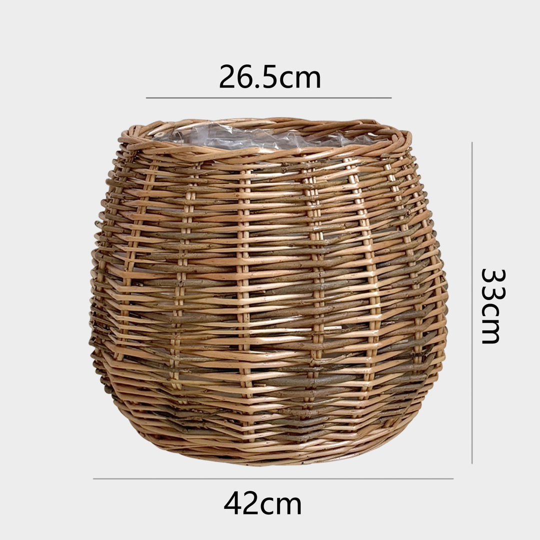 Handcrafted basket with natural flair Bowlift