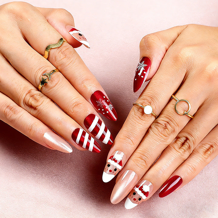 Artificial nails with festive Christmas design Bowlift