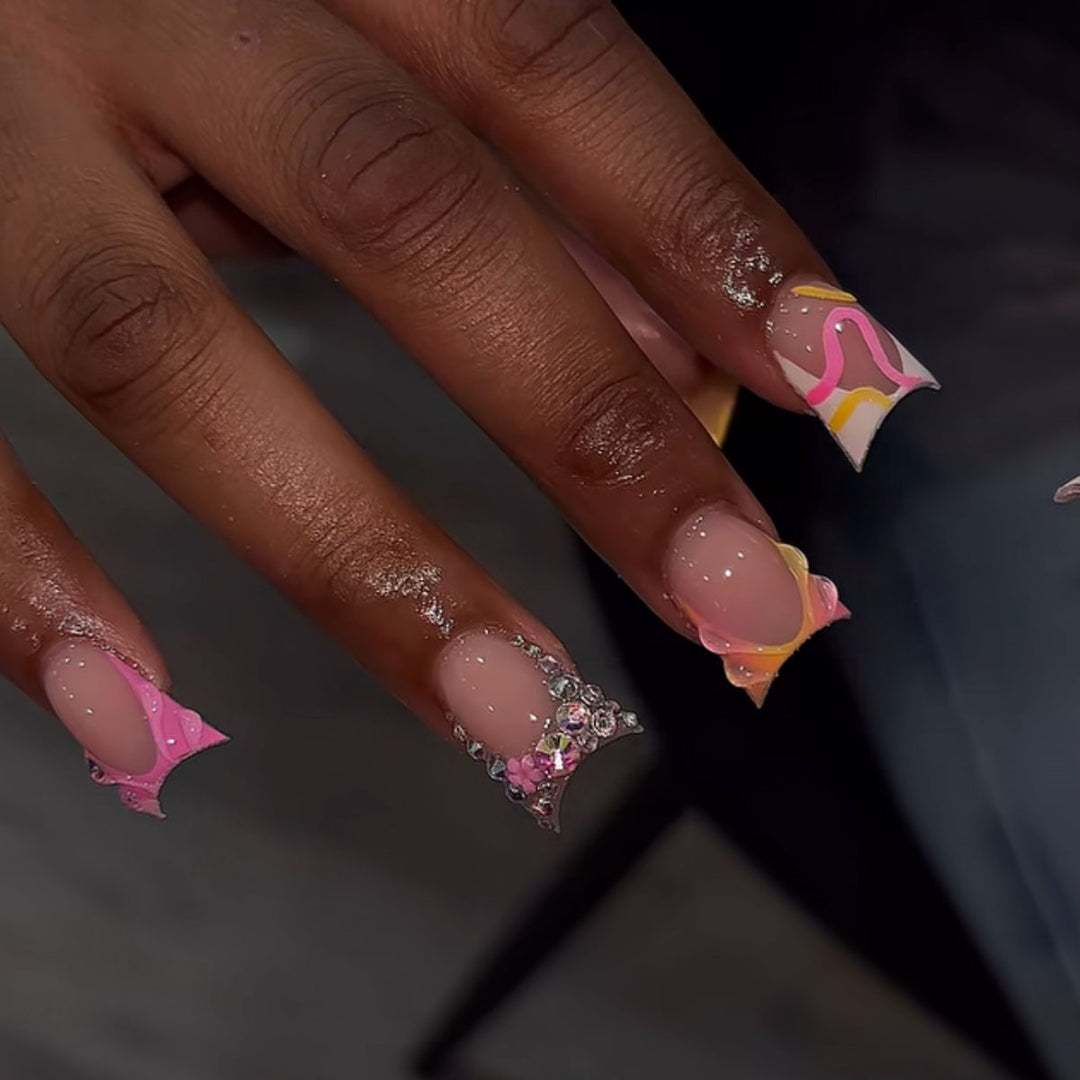 Decorative Artistic Nail Extensions Bowlift