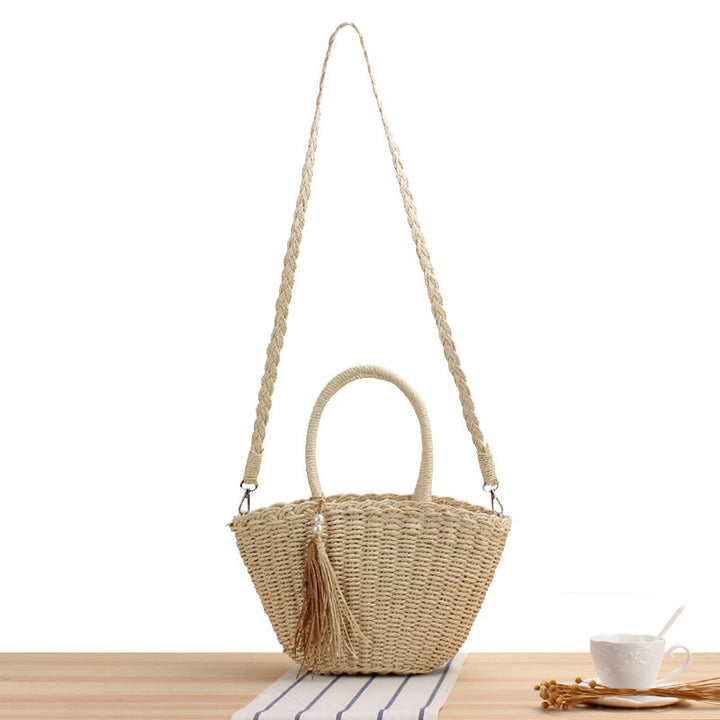 Braided crossbody bag with tassel decoration Bowlift