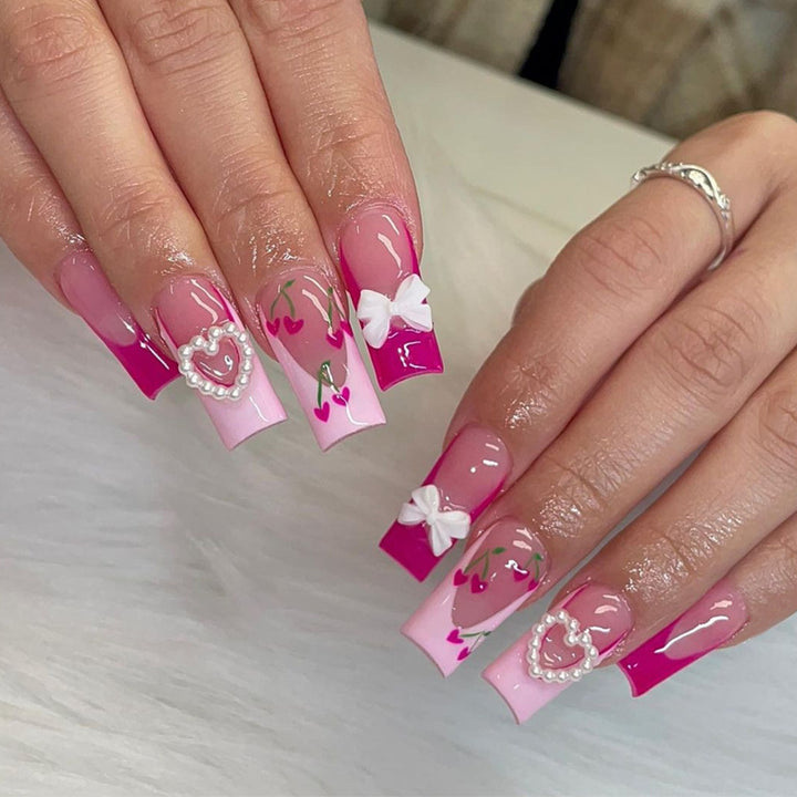 Decorative Press-On Nail Art Set with 3D Heart and Bow Accents Bowlift