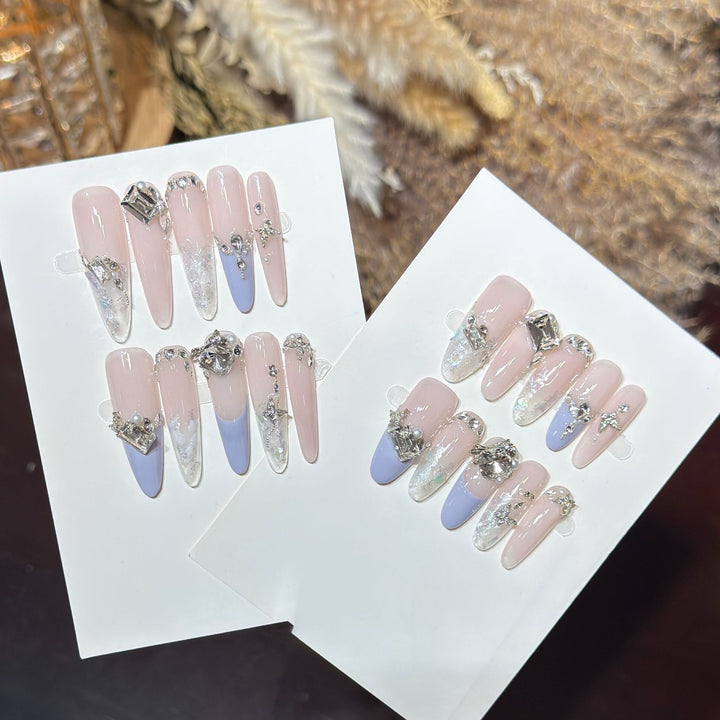 Elegant Stiletto Press-On Nail Art Set with Rhinestone Embellishments Bowlift