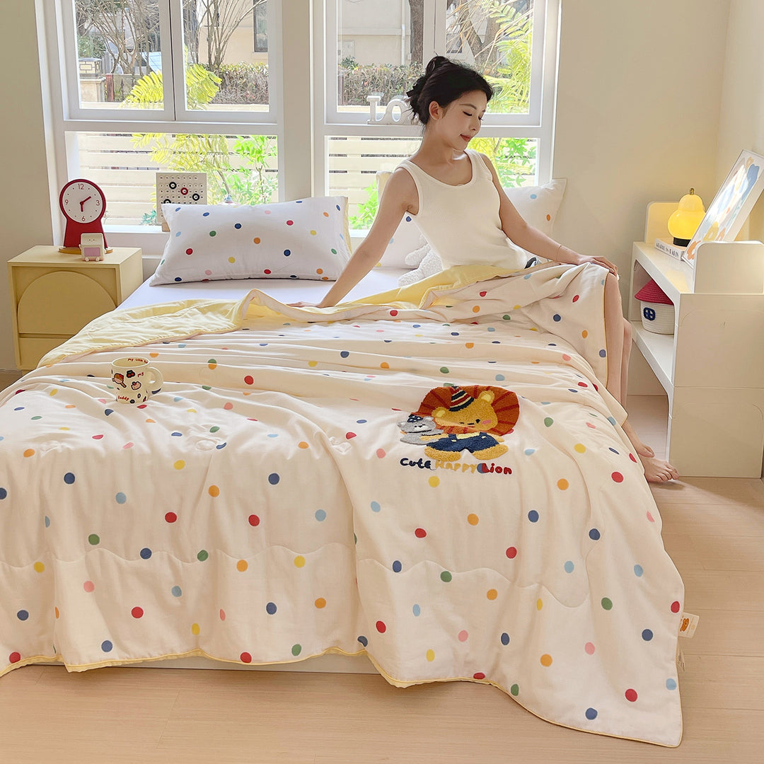 Women's cuddly blanket with cute bear design Bowlift