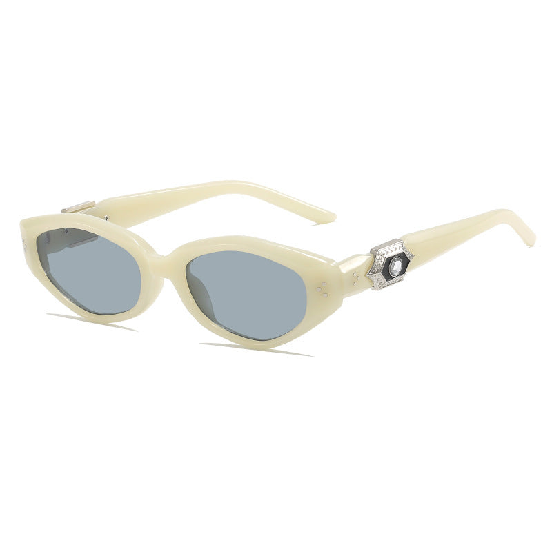 Statement Cat Eye Sunglasses Bowlift