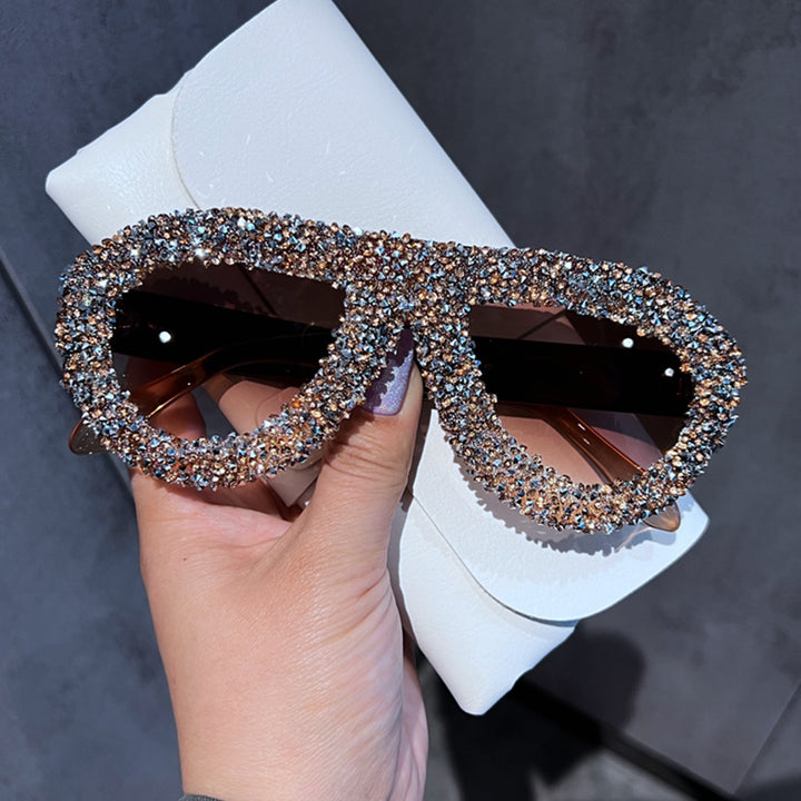 Ladies sunglasses with extravagant crystal embellishment Bowlift