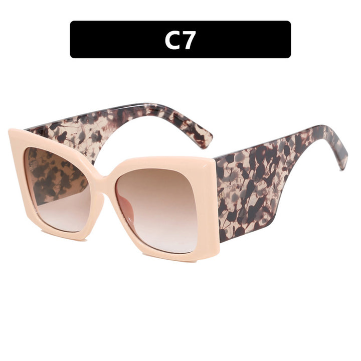 Women's Oversized Sunglasses with Modern Design and UV Protection Bowlift