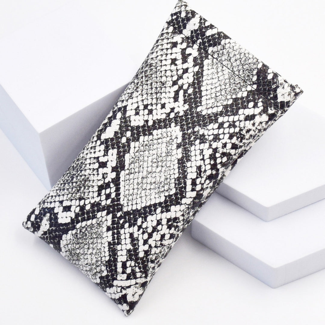 Stylish Snake Print Eyewear Case Bowlift