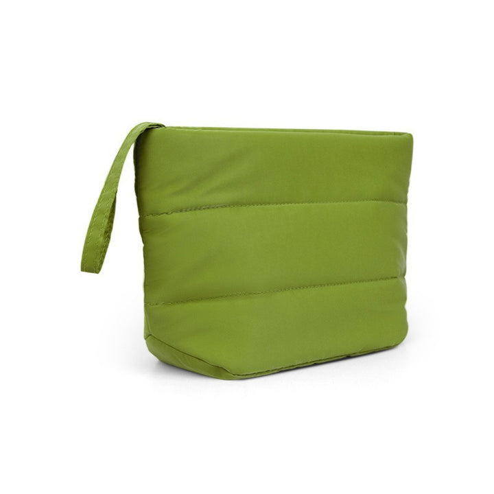 Stylish and Functional Cosmetic Bag Bowlift