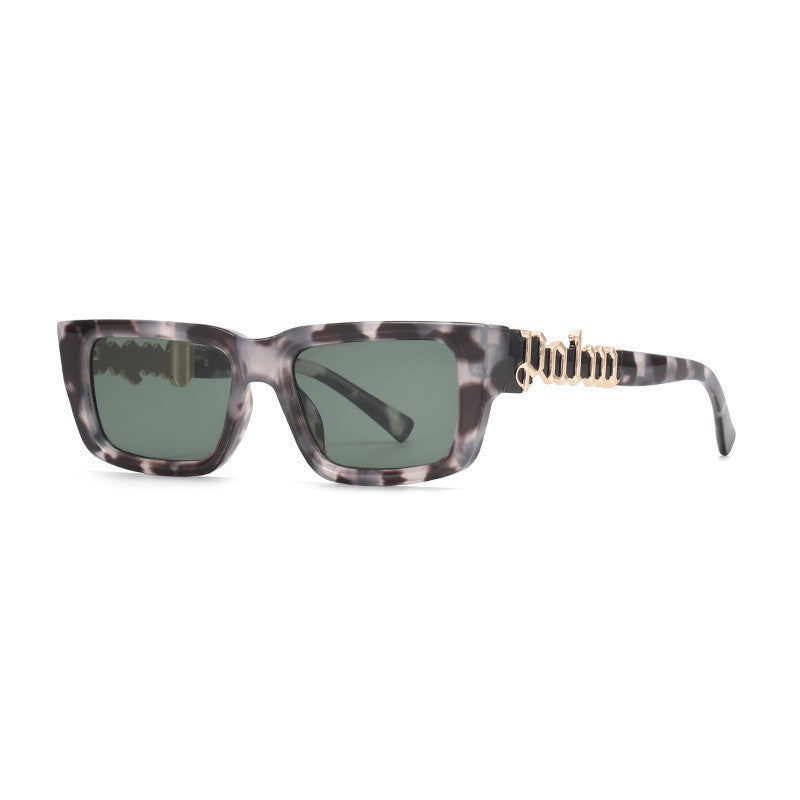 Ladies fashionable sunglasses with striking design Bowlift