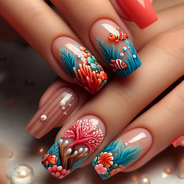 Artistic Underwater-Themed Nail Art Bowlift
