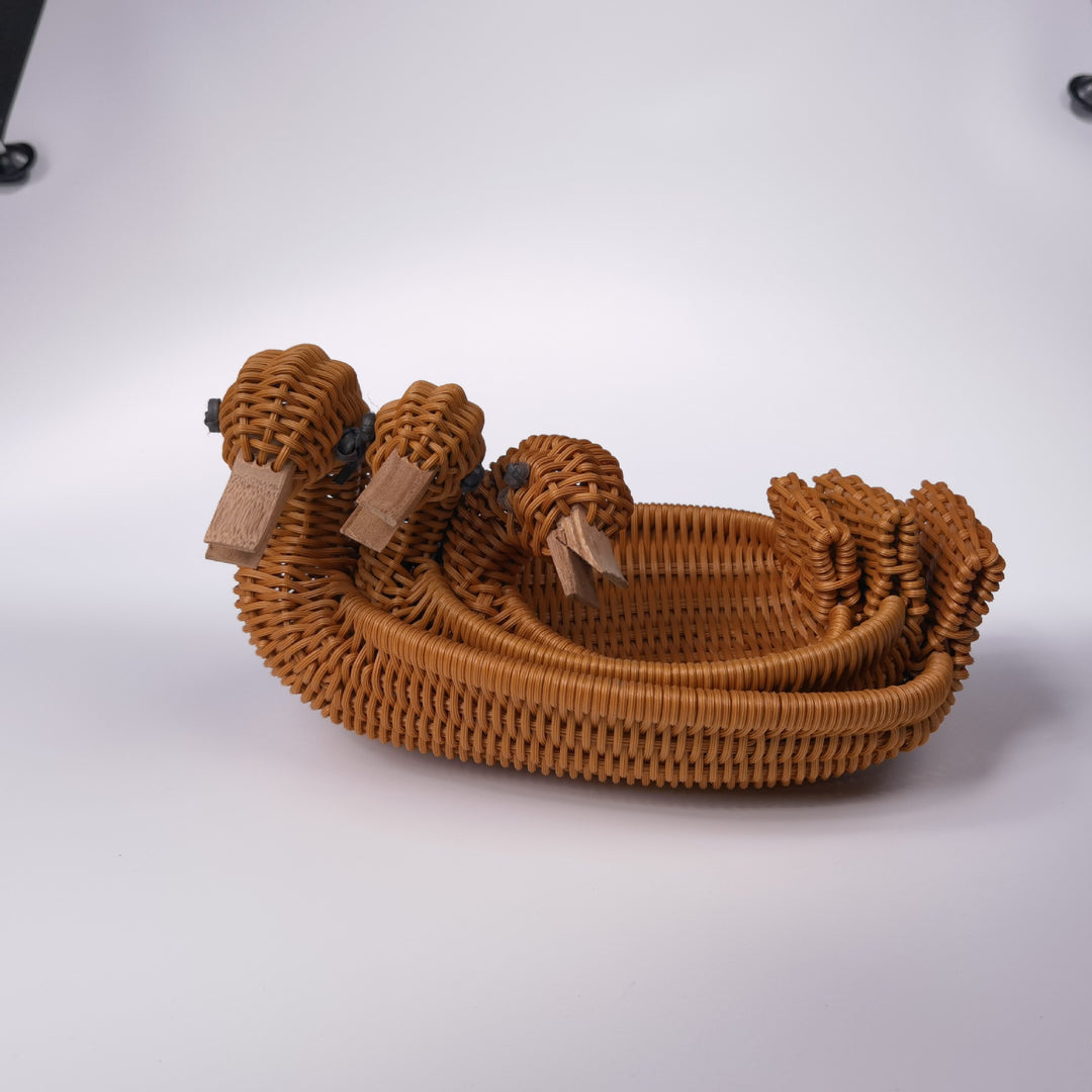 Ladies cute decorative basket Bowlift