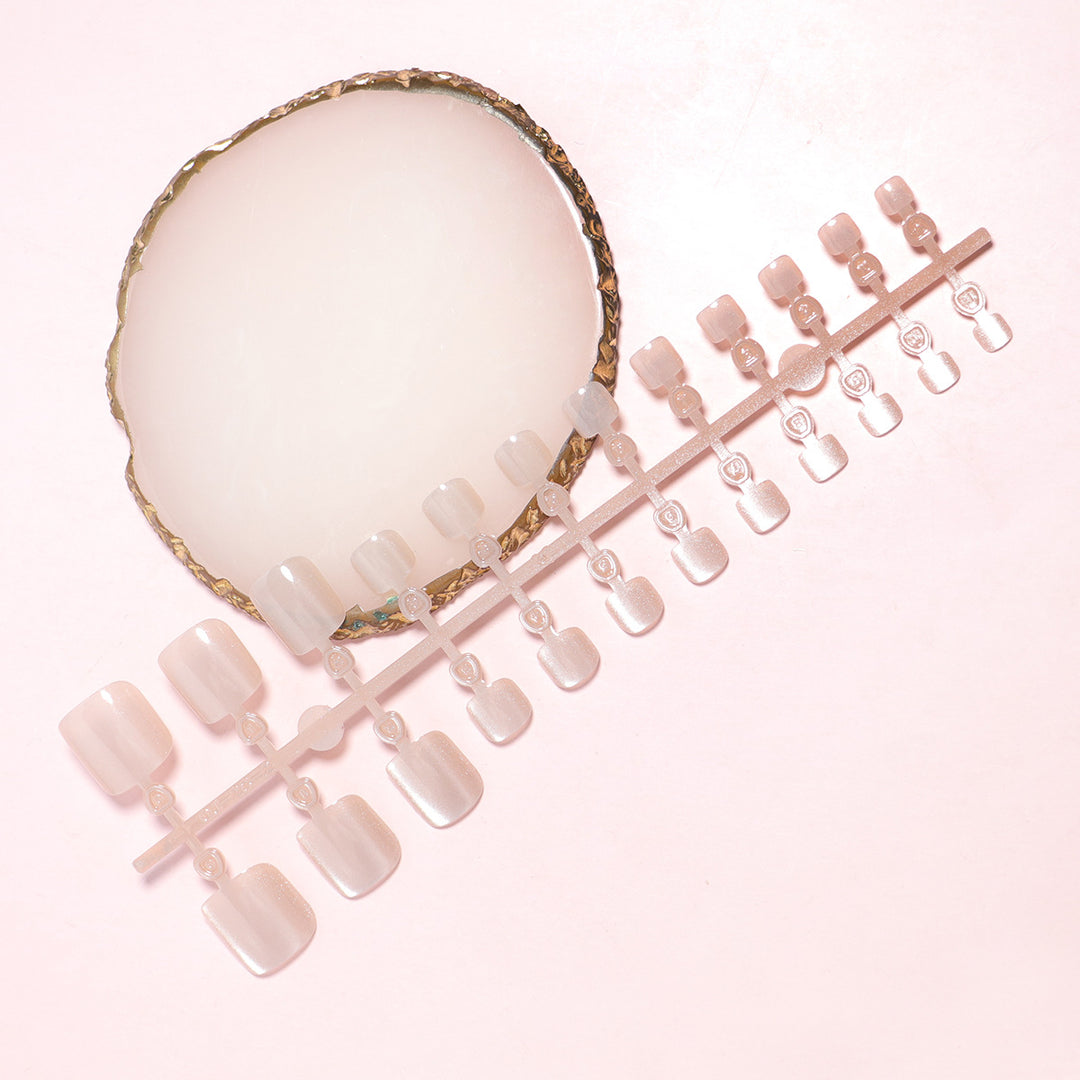 Premium Pedicure Press-On Toe Nails Bowlift